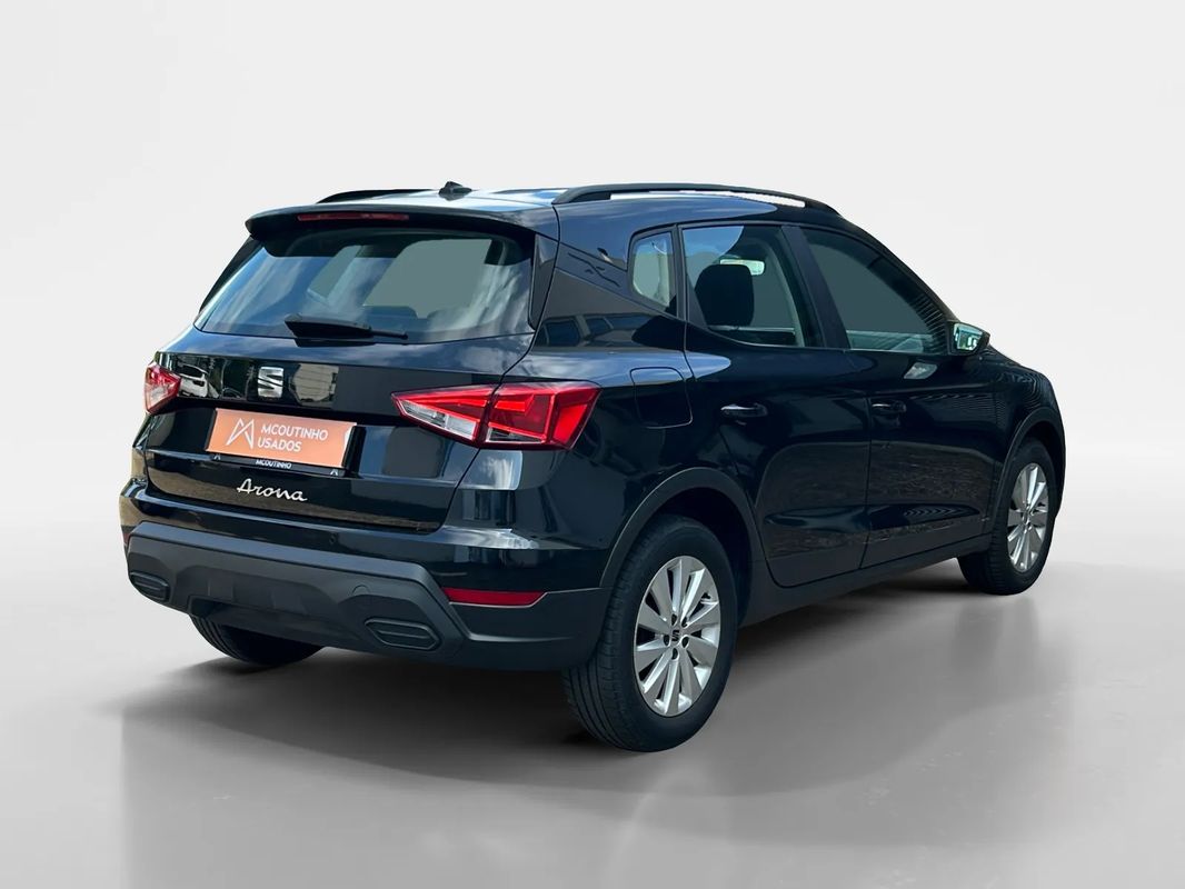 seat-arona-2023-gasolina-999cc