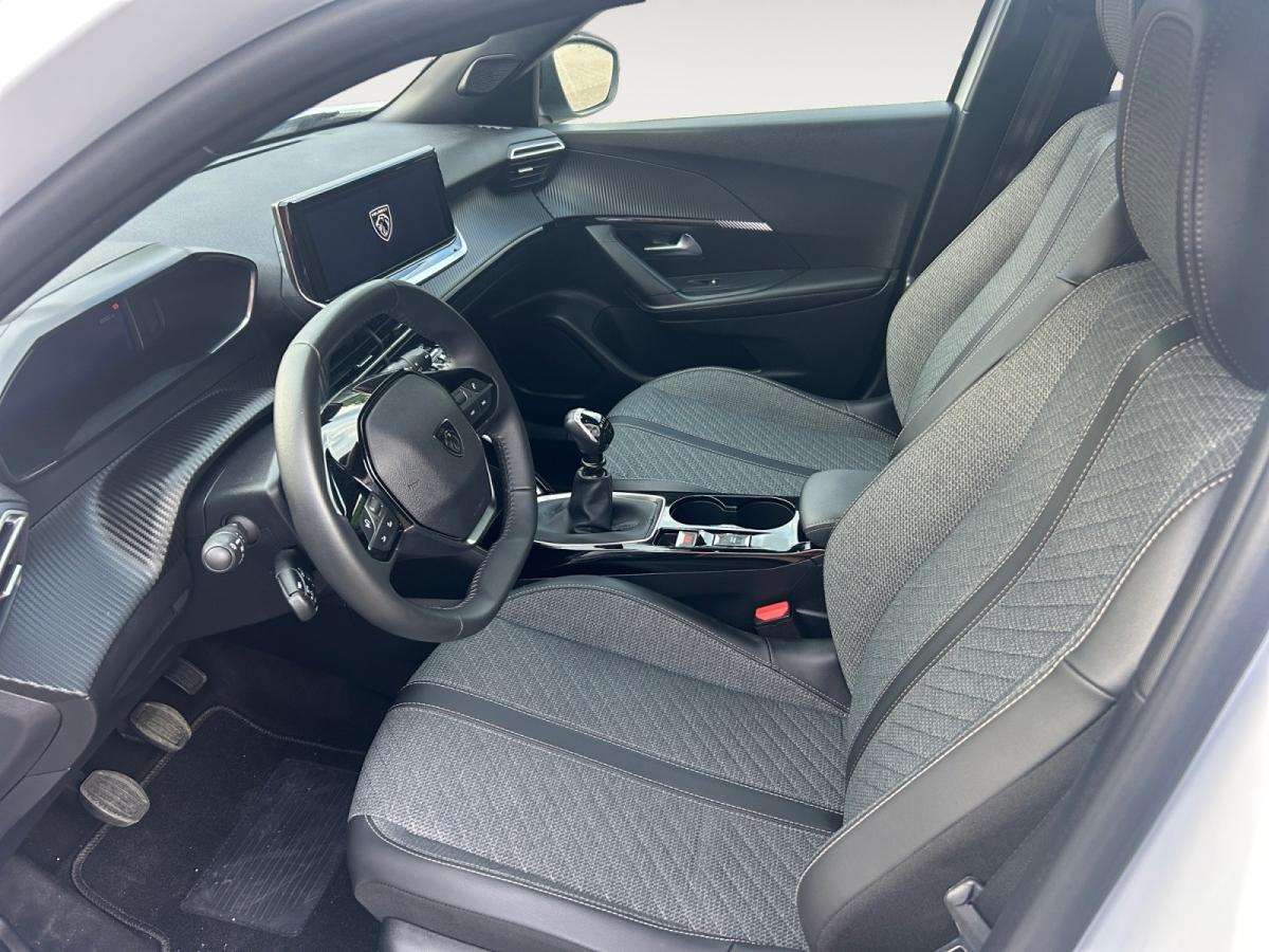 peugeot-2008-2025-gasolina-1199cc