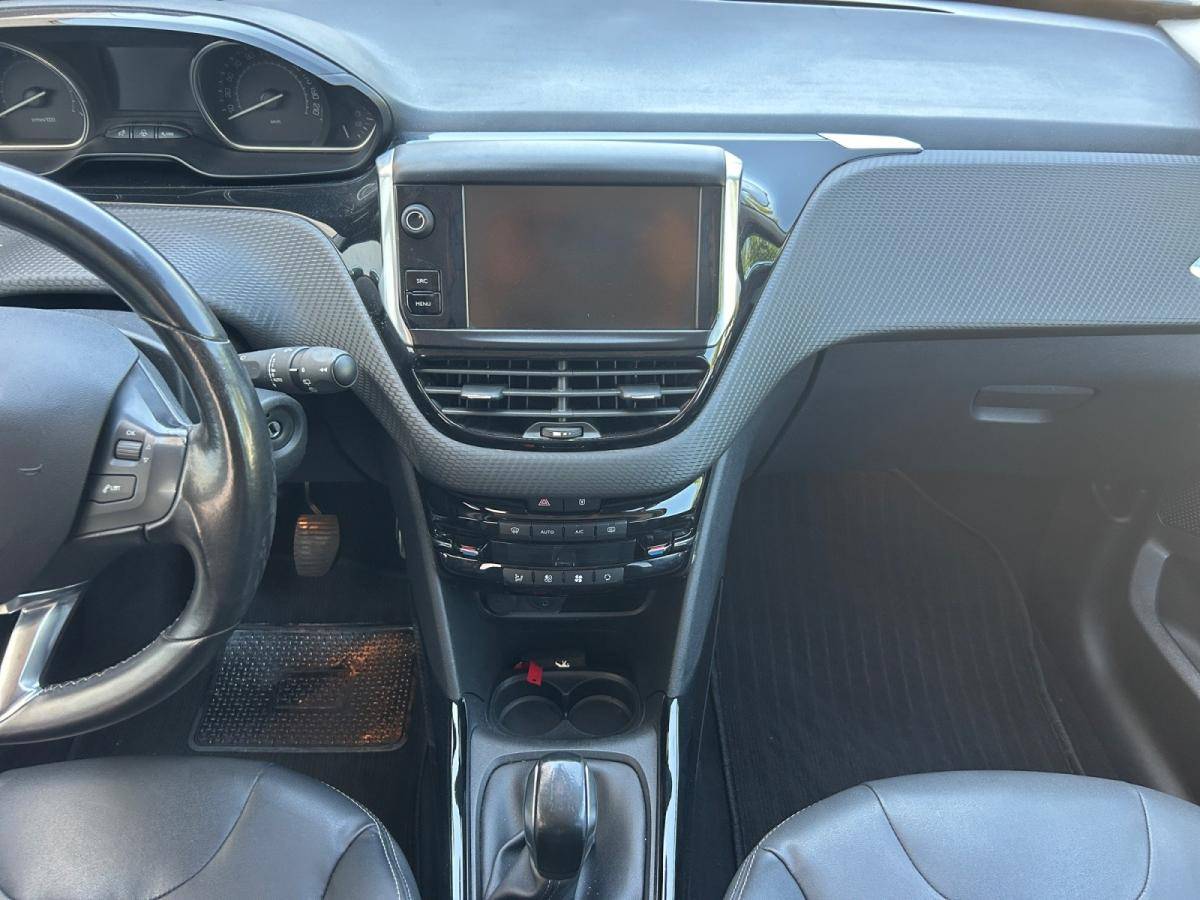 peugeot-2008-2015-gasolina-1199cc