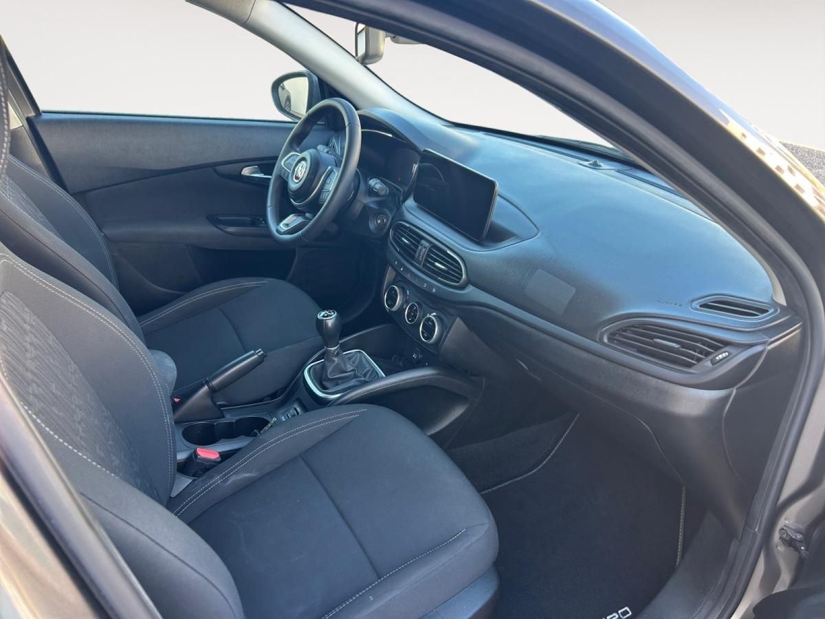fiat-tipo-station-wagon-2023-gasolina-999cc