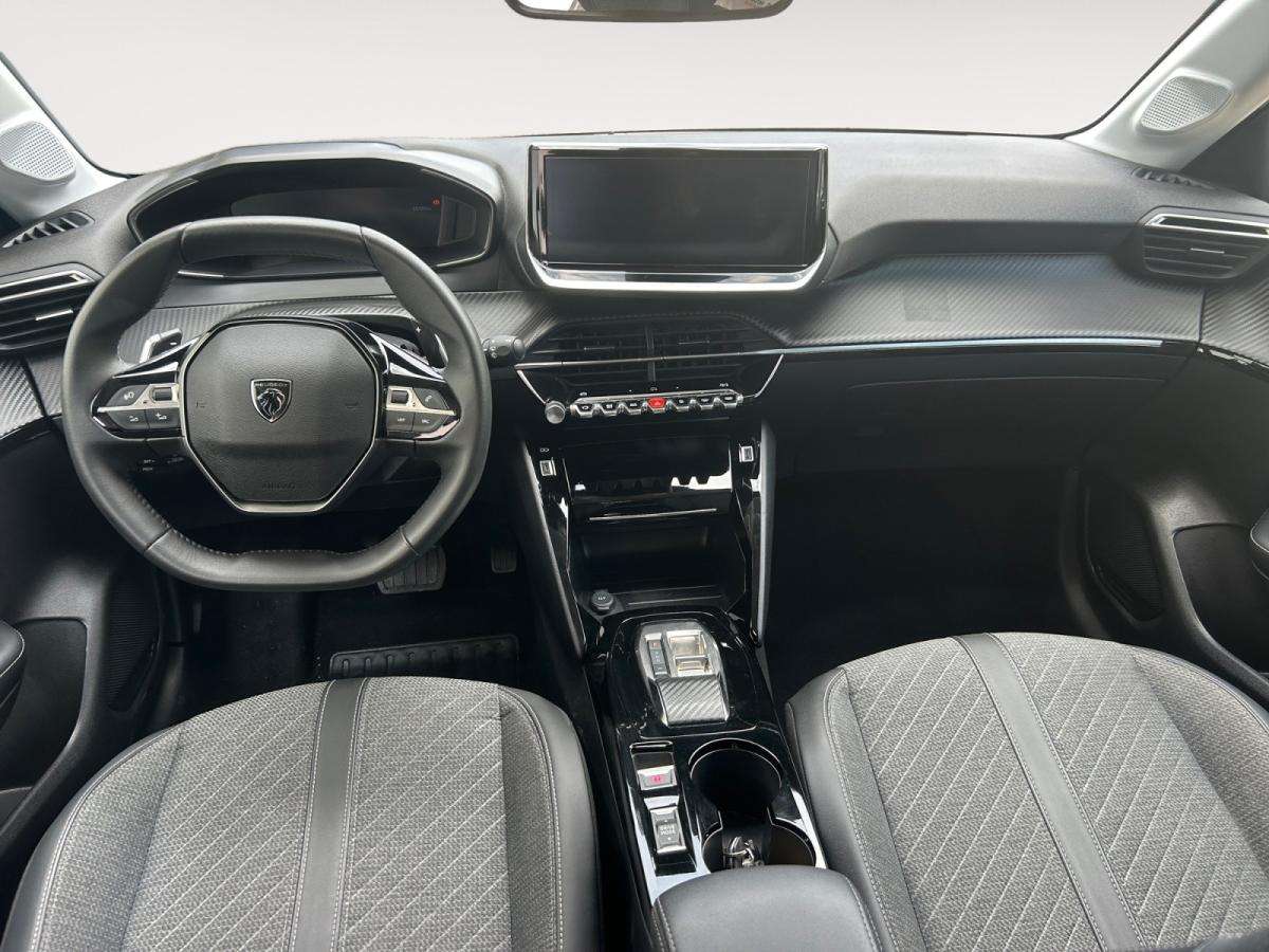 peugeot-208-2025-gasolina-1199cc