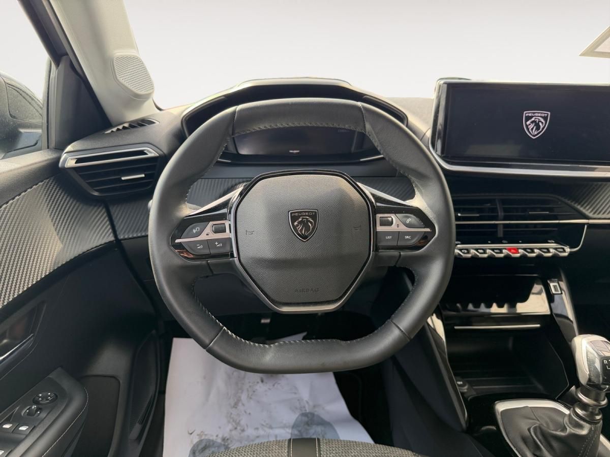 peugeot-208-2025-gasolina-1199cc