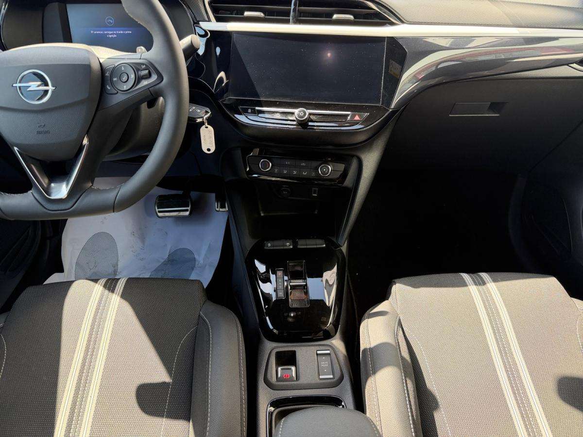 opel-corsa-2025-hibrido-a-gasolina-1199cc