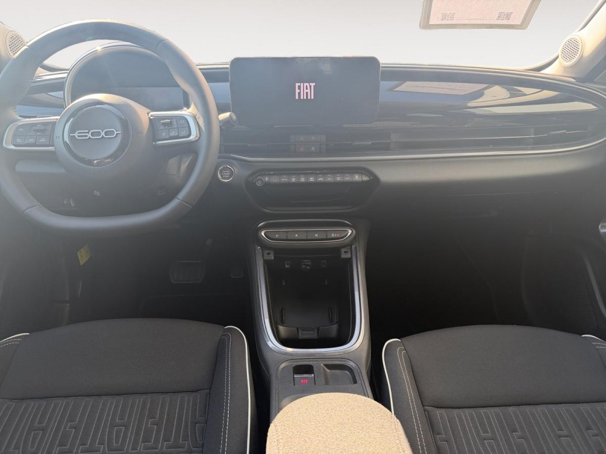 fiat-600-2025-hibrido-a-gasolina-1199cc