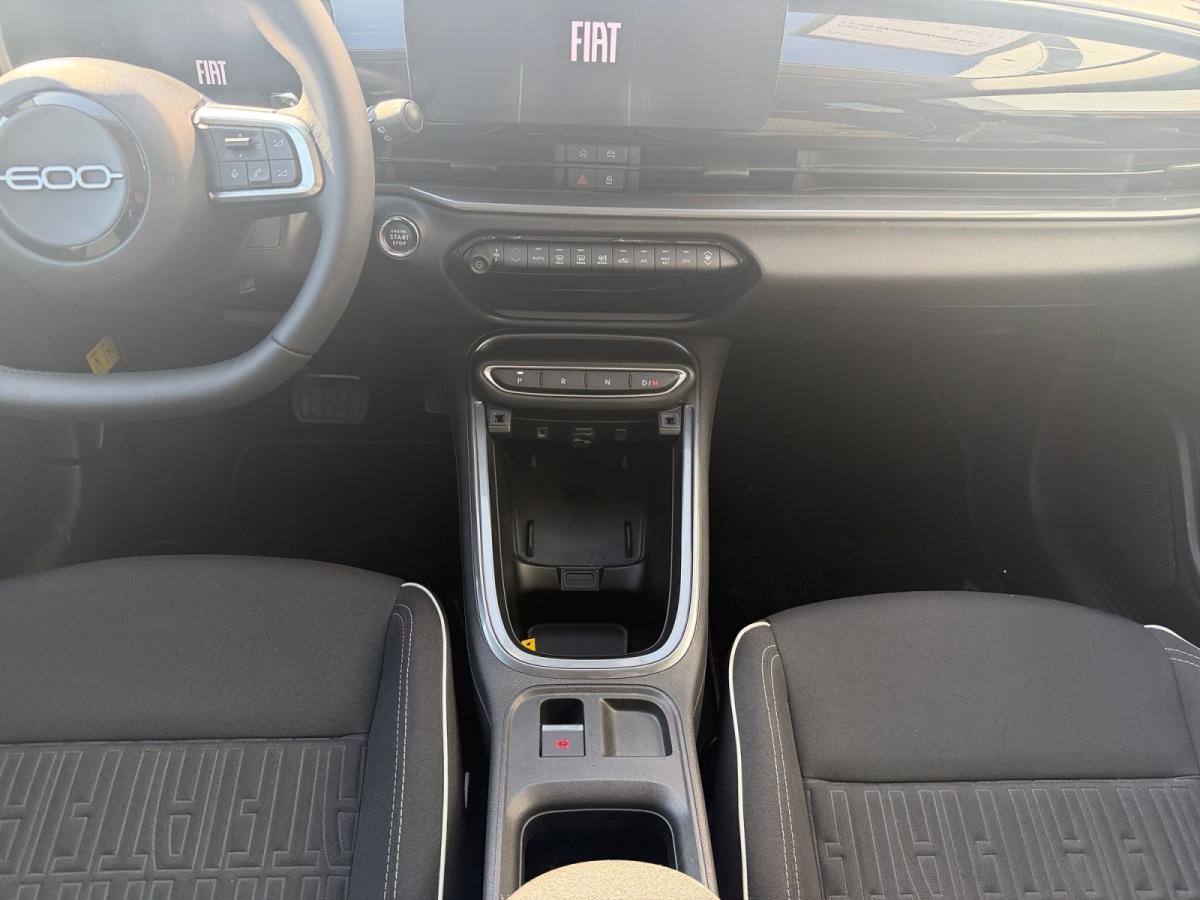 fiat-600-2025-hibrido-a-gasolina-1199cc