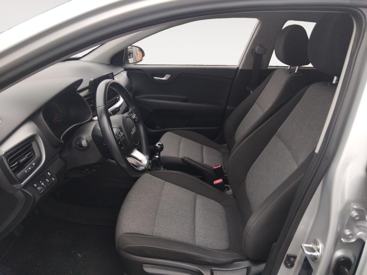 kia-stonic-2022-gasolina-1197cc