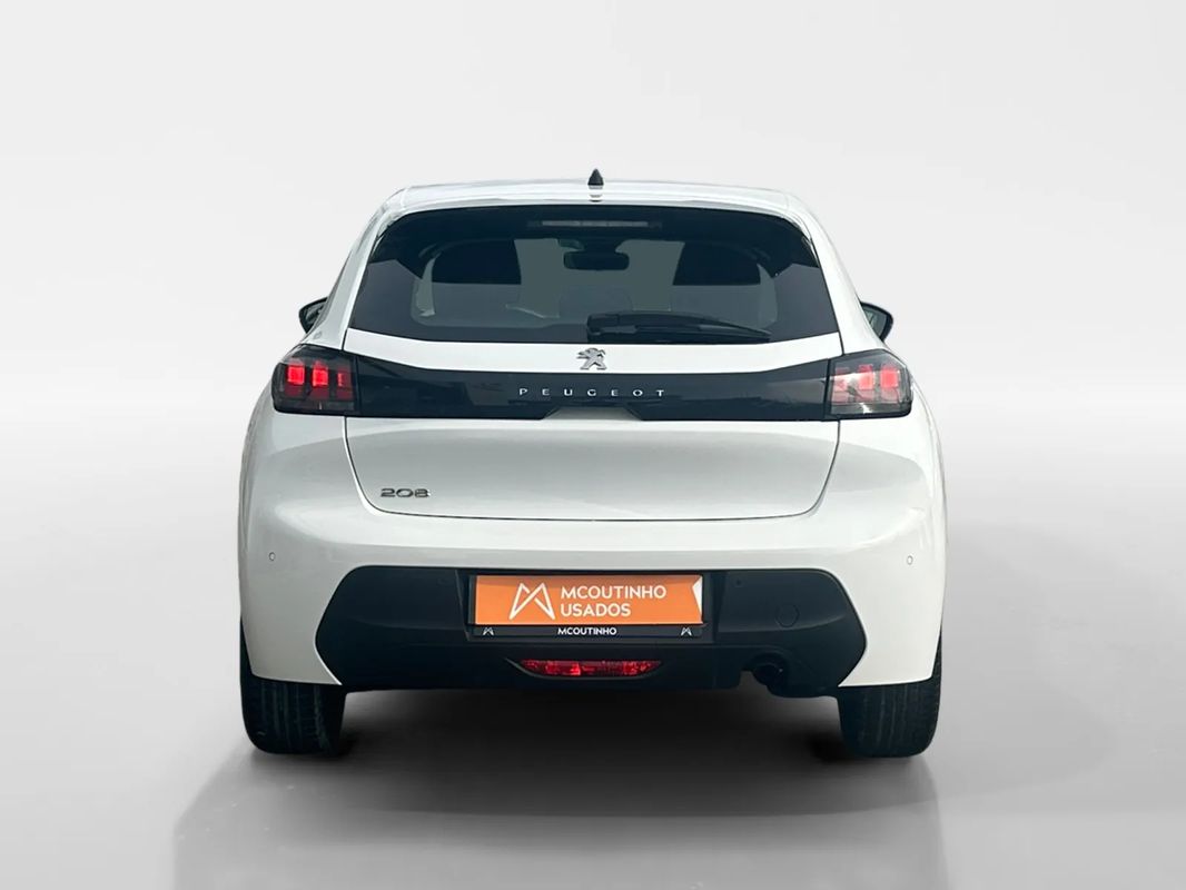 peugeot-208-2023-diesel-1499cc