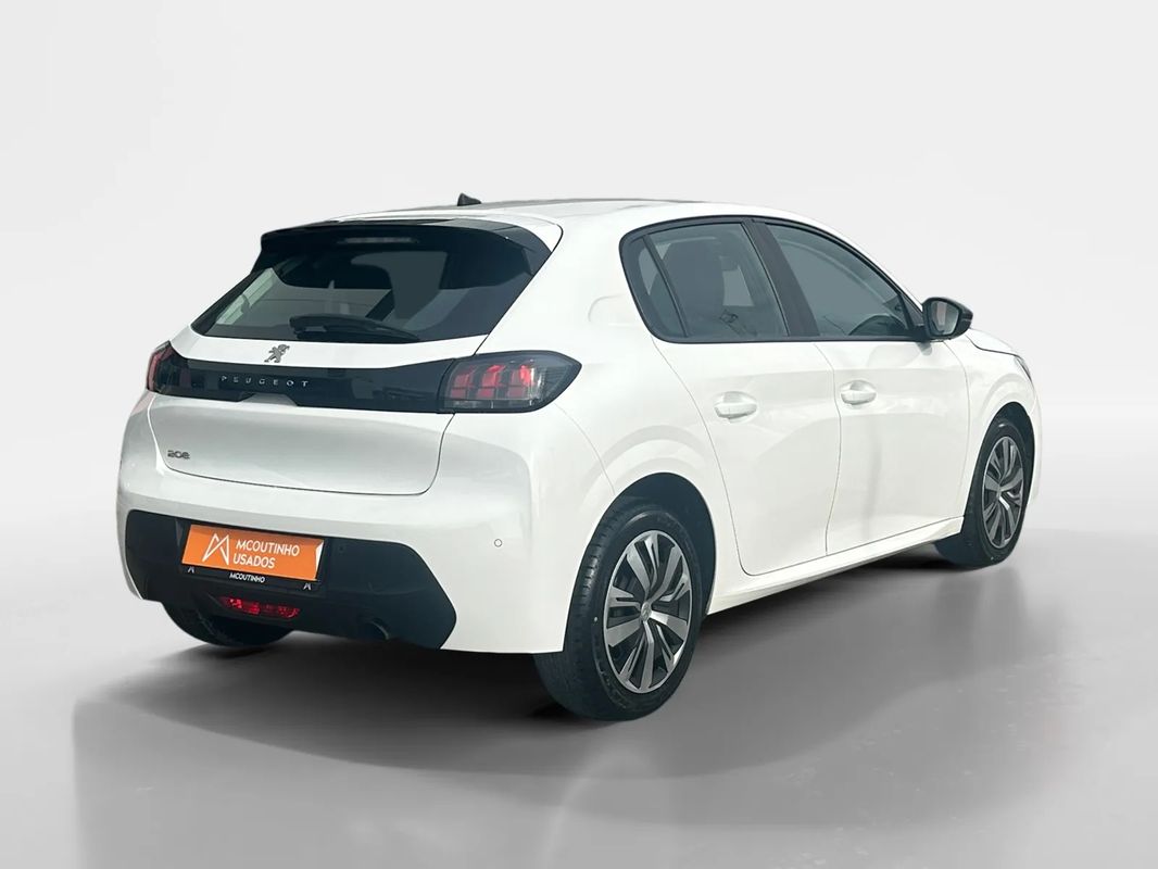 peugeot-208-2023-diesel-1499cc
