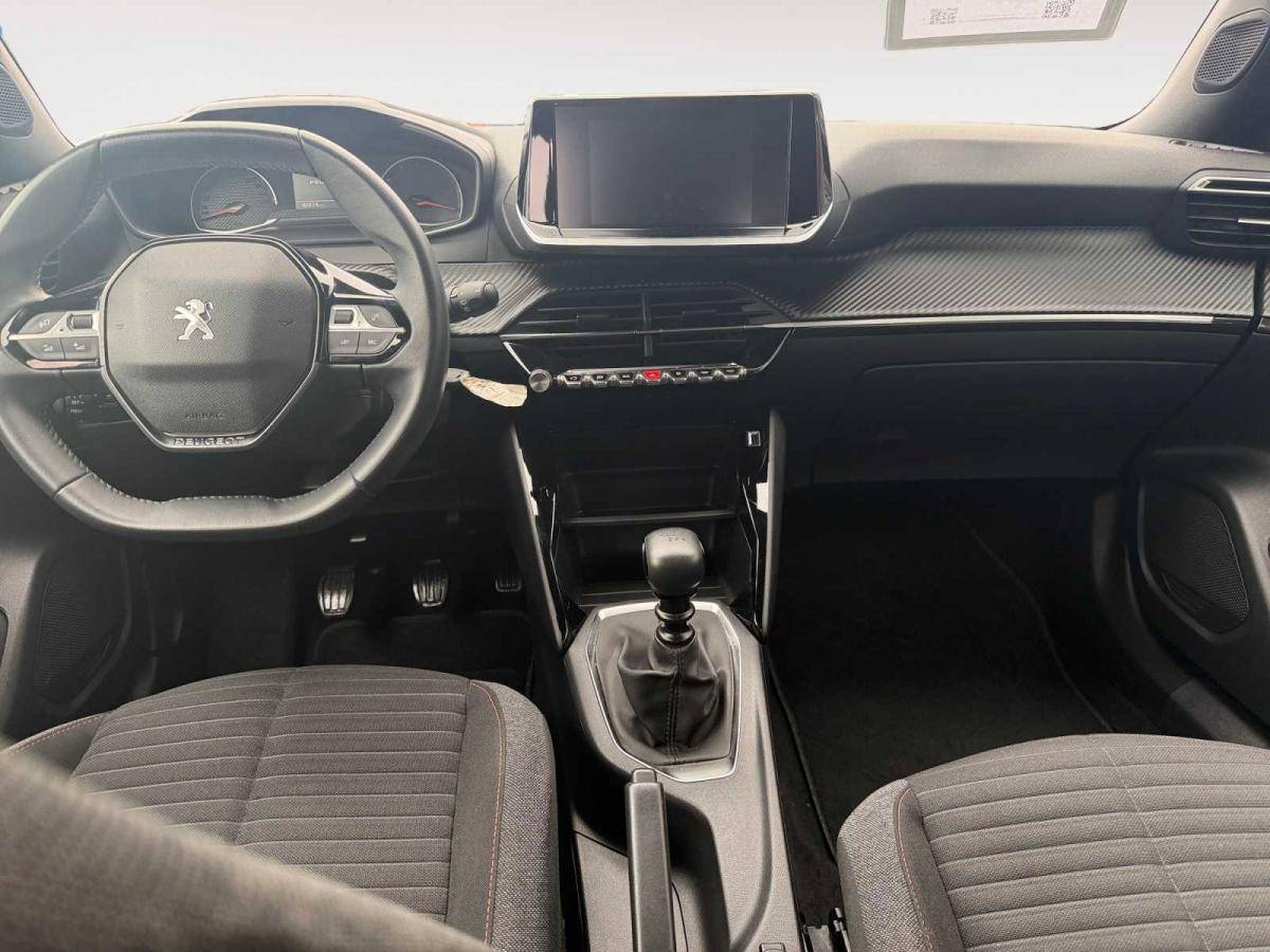 peugeot-2008-2022-gasolina-1199cc