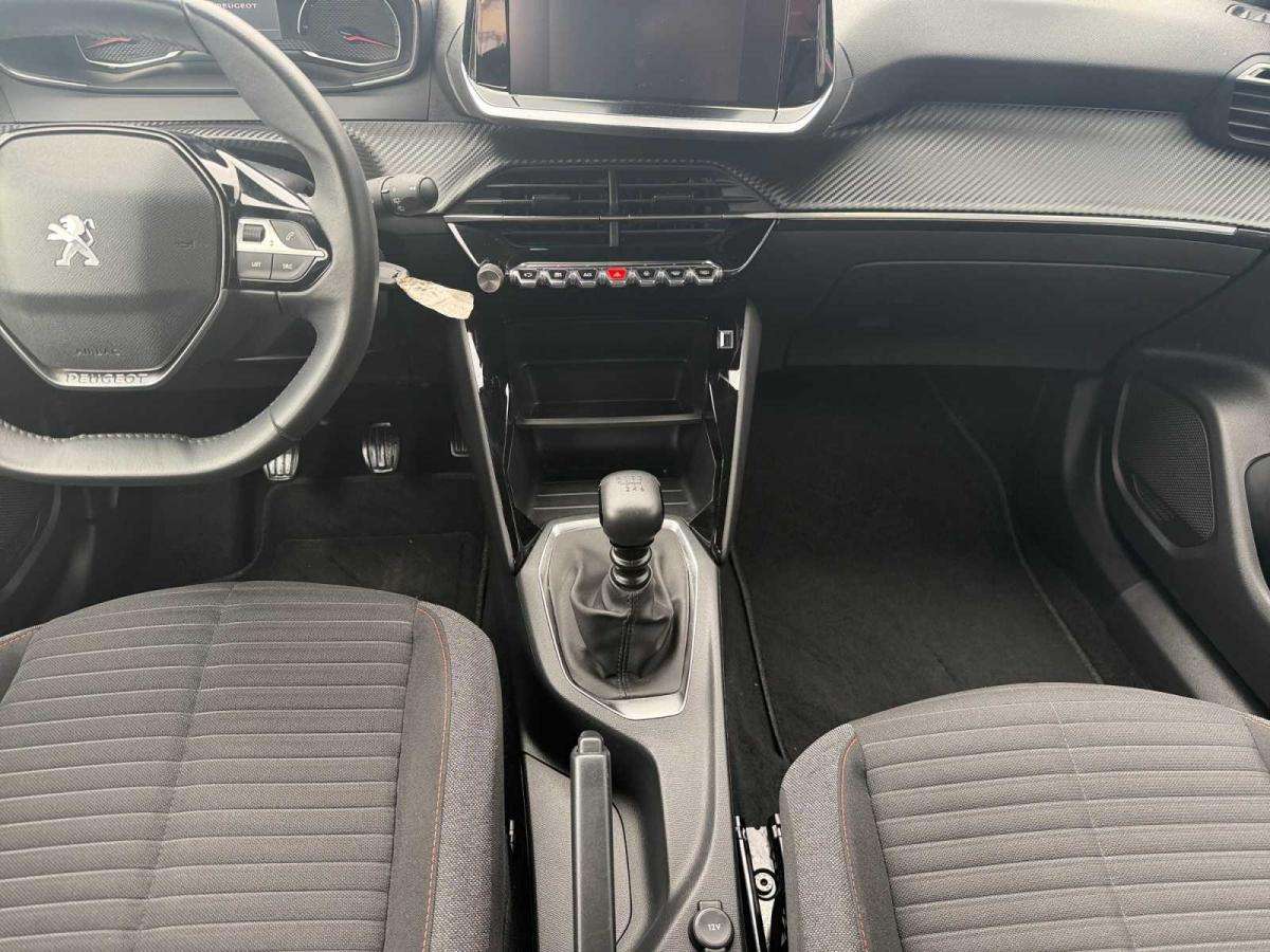 peugeot-2008-2022-gasolina-1199cc