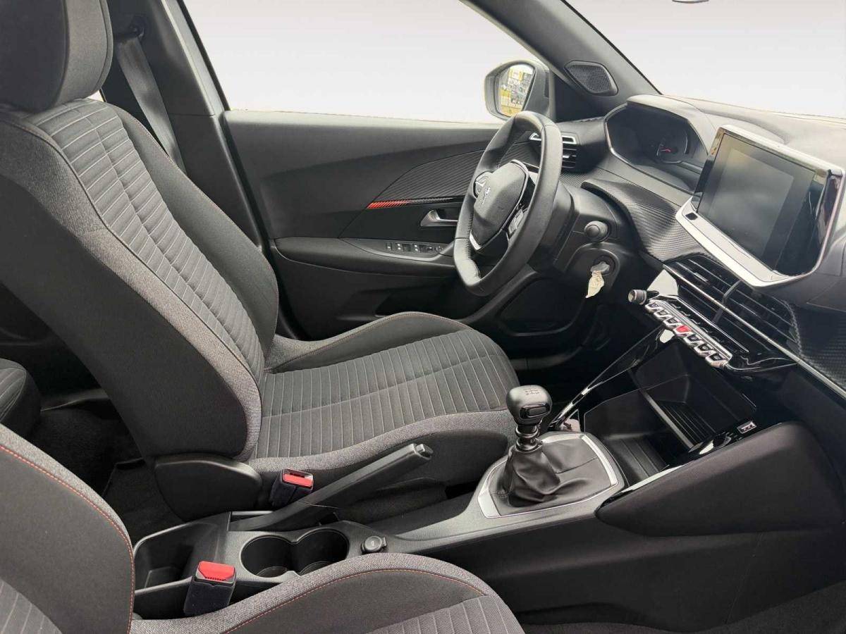 peugeot-2008-2022-gasolina-1199cc