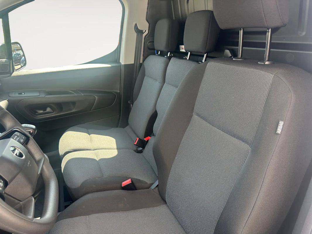 opel-combo-2024-diesel-1499cc
