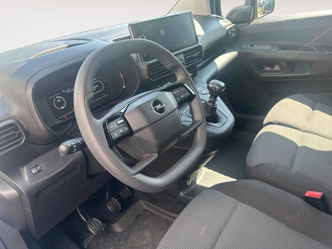 opel-combo-2024-diesel-1499cc