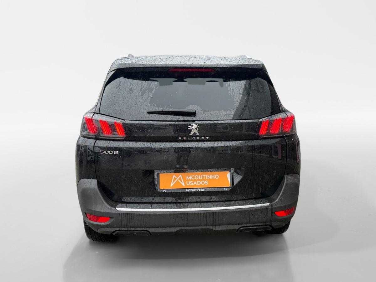 peugeot-5008-2024-gasolina-1199cc