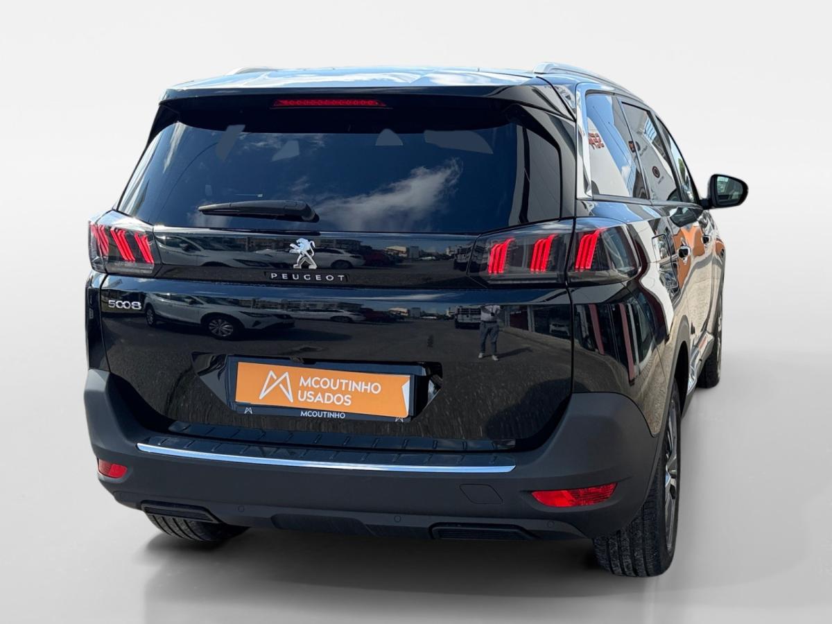 peugeot-5008-2024-gasolina-1199cc