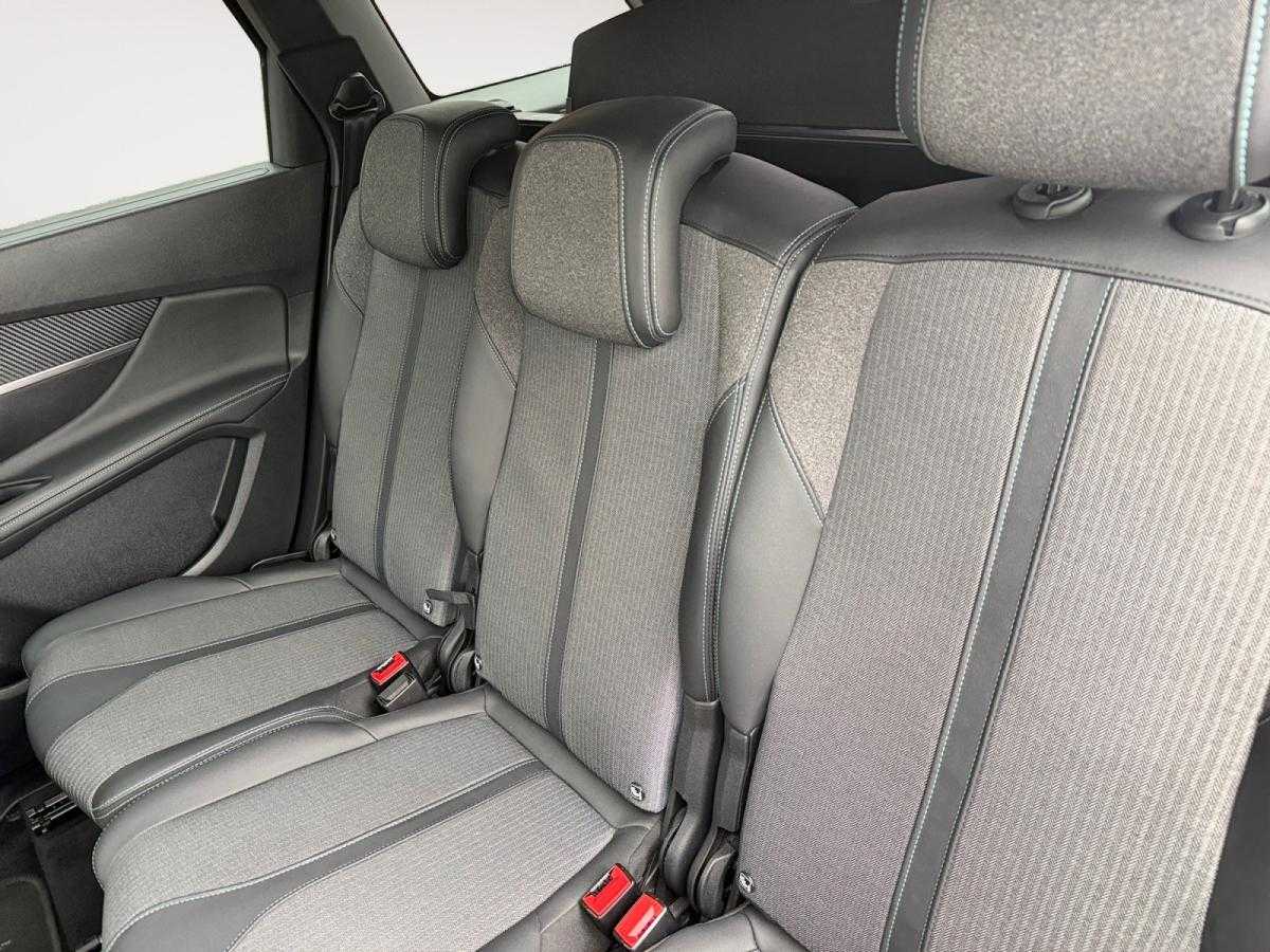 peugeot-5008-2024-gasolina-1199cc