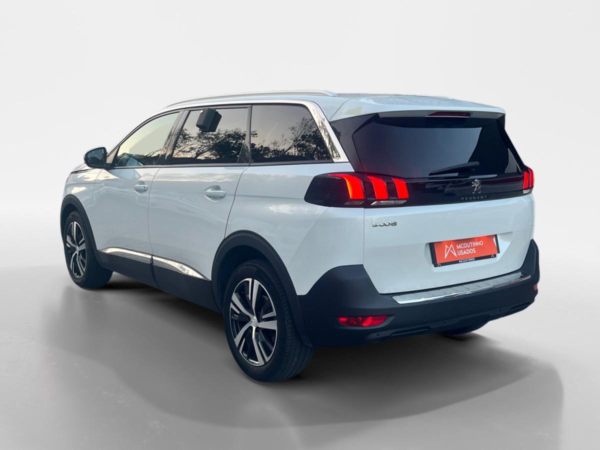 peugeot-5008-2020-gasolina-1199cc
