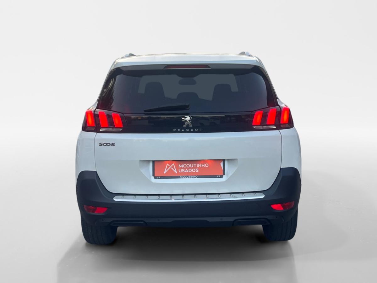 peugeot-5008-2020-gasolina-1199cc