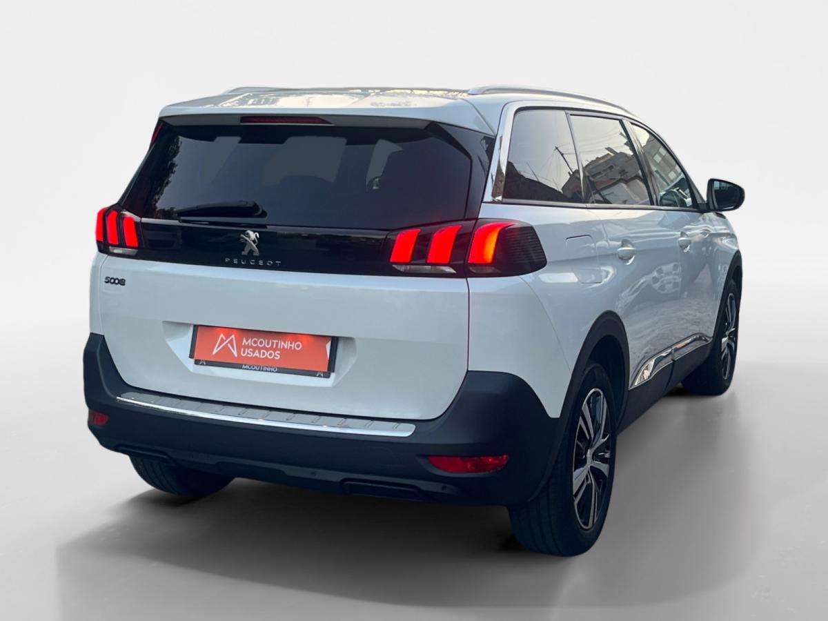 peugeot-5008-2020-gasolina-1199cc