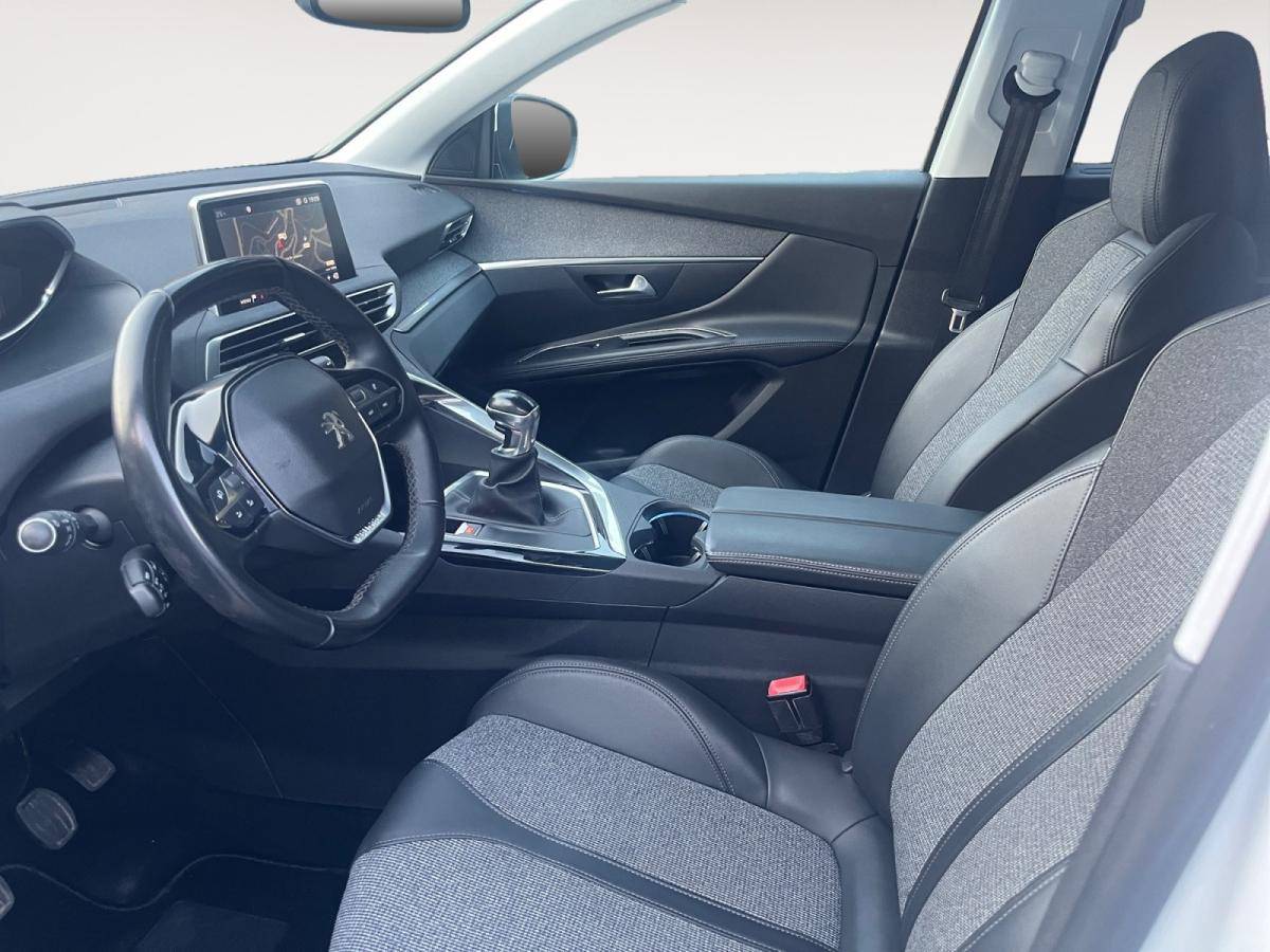 peugeot-5008-2020-gasolina-1199cc