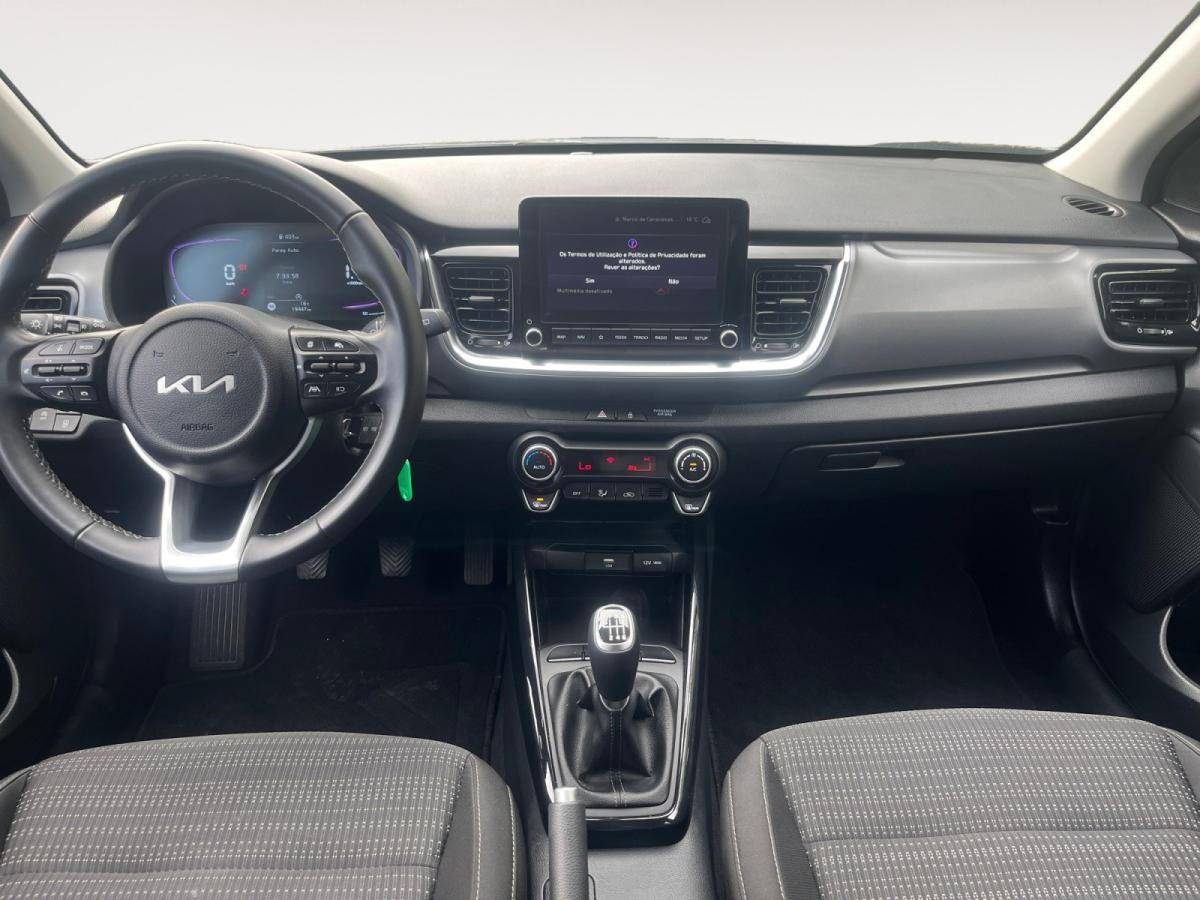 kia-stonic-2025-gasolina-998cc