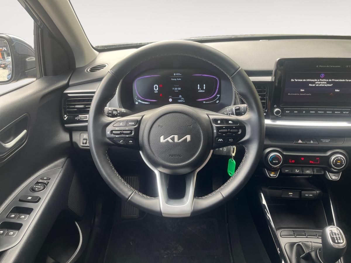 kia-stonic-2025-gasolina-998cc