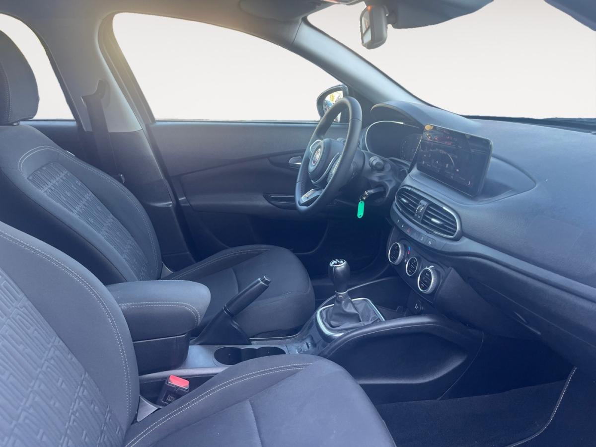 fiat-tipo-station-wagon-2023-gasolina-999cc