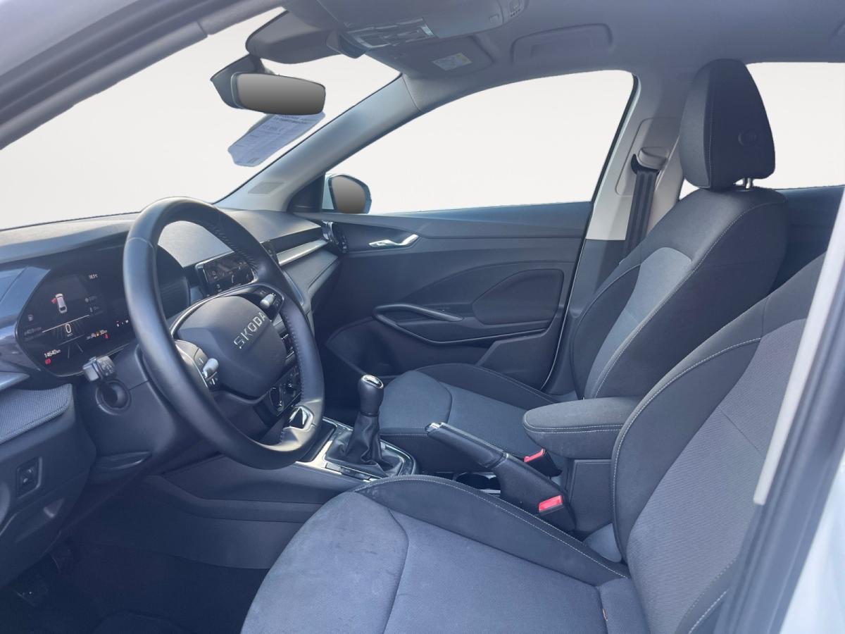 skoda-fabia-2025-gasolina-999cc