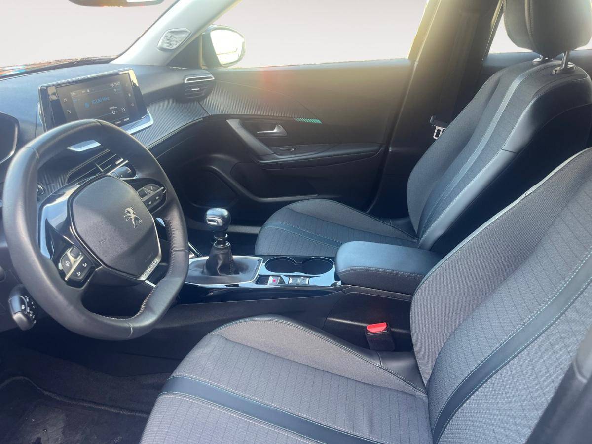 peugeot-2008-2022-diesel-1499cc