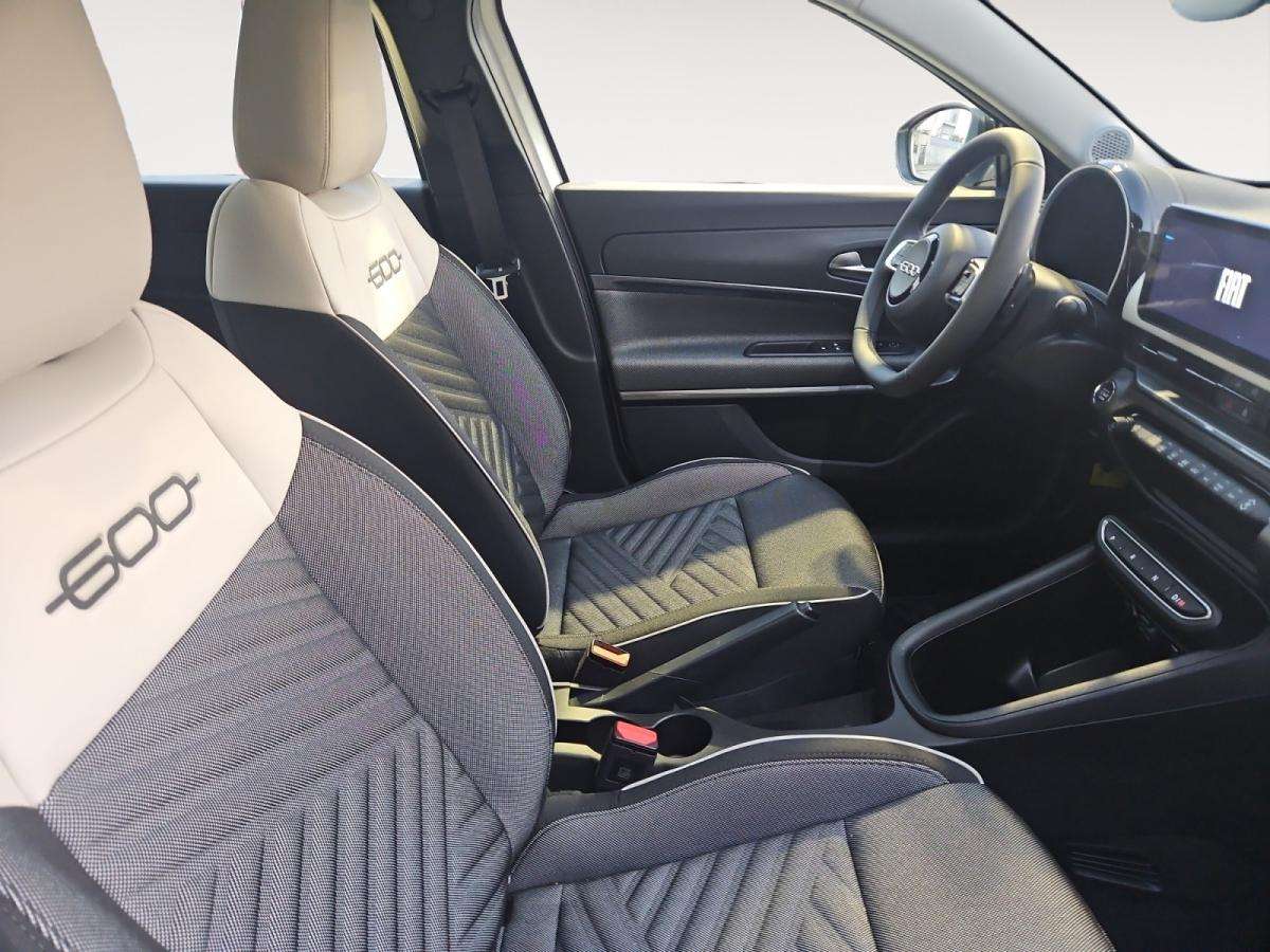 fiat-600-2024-gasolina-1199cc