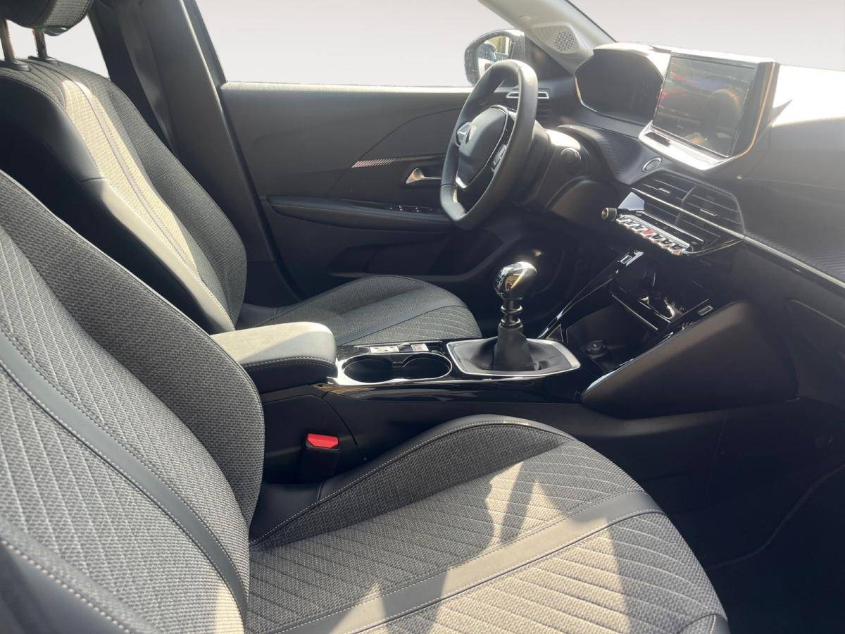 peugeot-208-2025-gasolina-1199cc