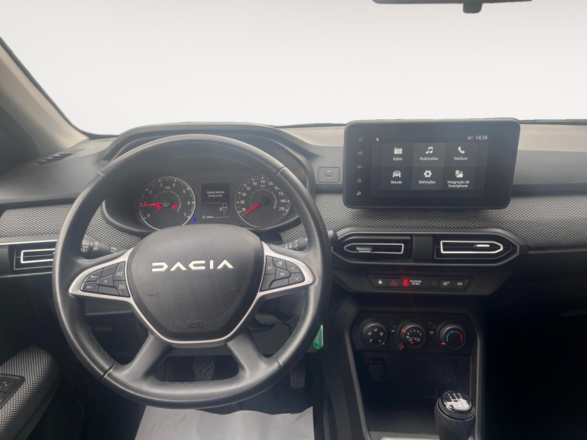 dacia-sandero-2024-gasolina-999cc