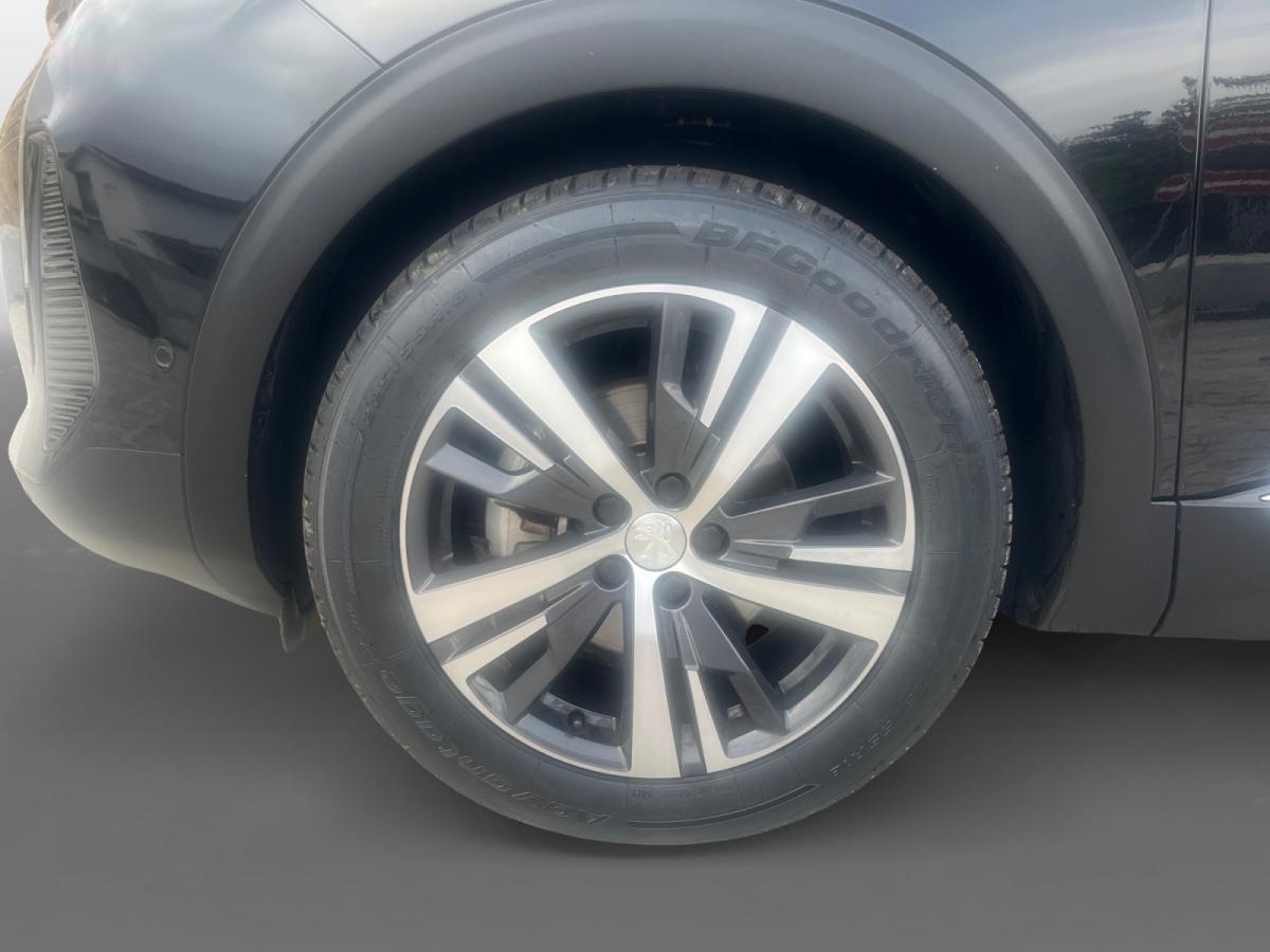 peugeot-5008-2023-gasolina-1199cc