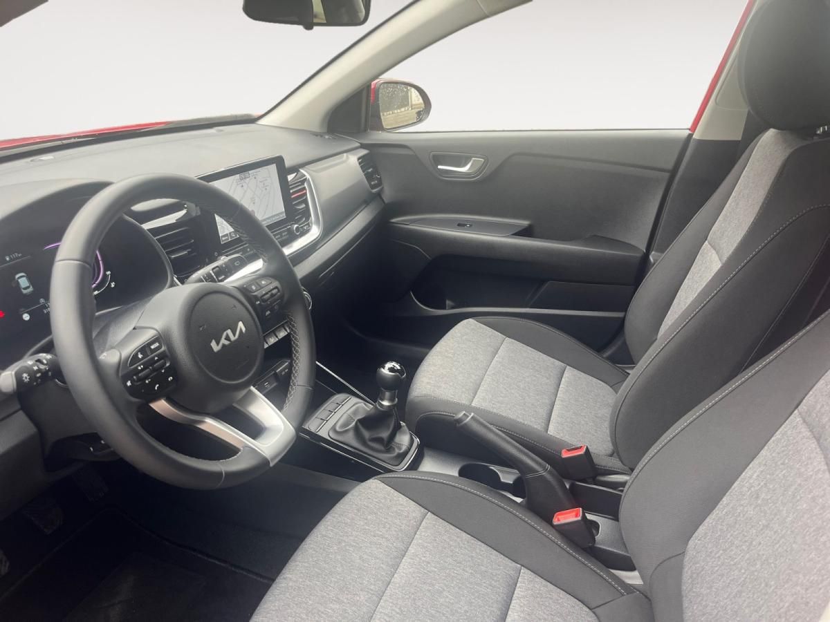 kia-stonic-2025-gasolina-1197cc
