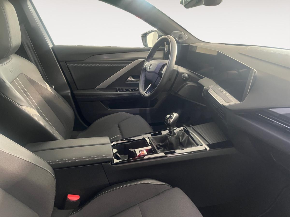 opel-astra-sport-tourer-2024-gasolina-1199cc