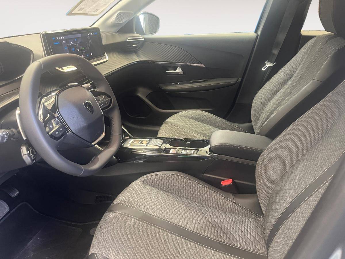 peugeot-208-2025-hibrido-a-gasolina-1199cc
