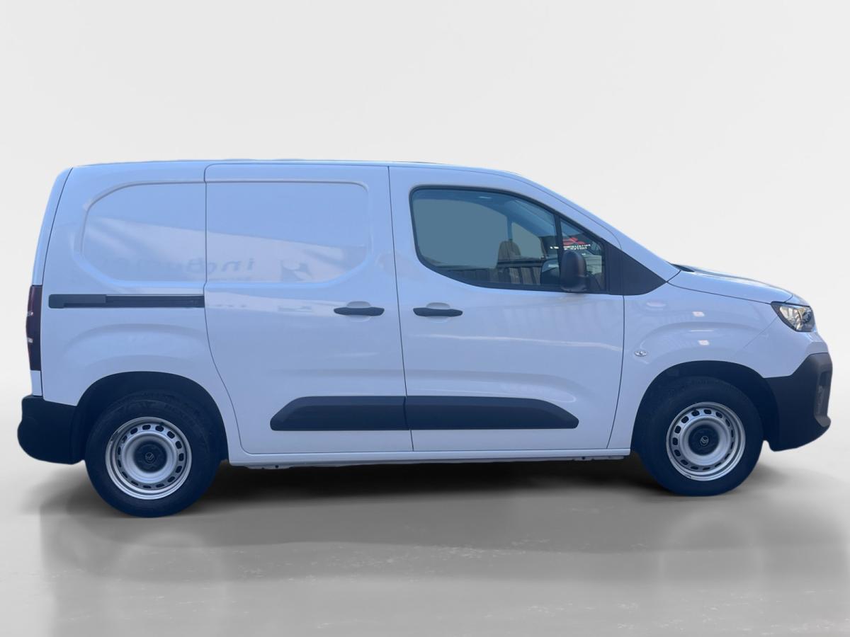 citroen-berlingo-2025-diesel-1499cc