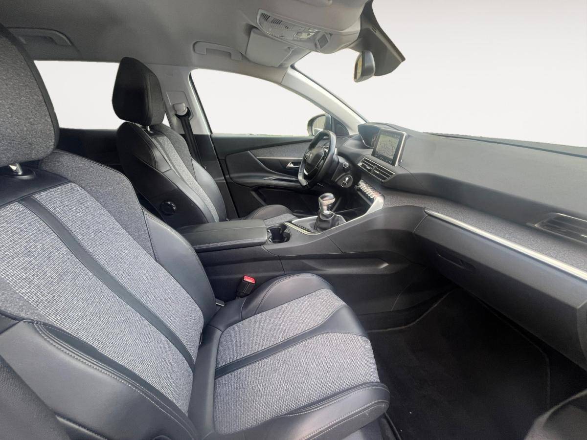 peugeot-3008-2019-diesel-1499cc