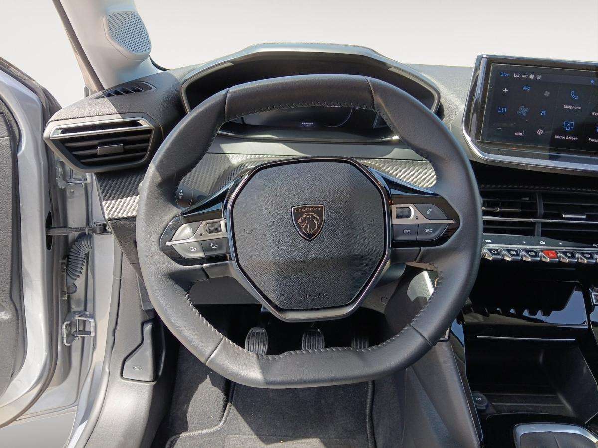 peugeot-208-2025-gasolina-1199cc