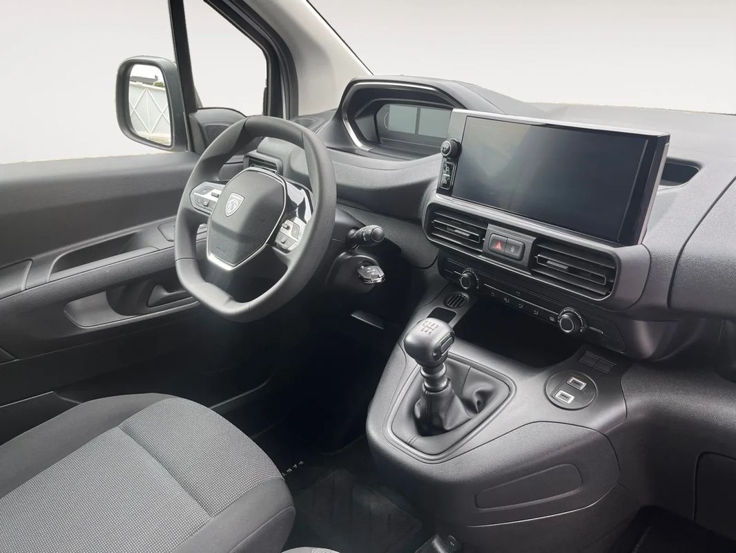 peugeot-partner-2024-diesel-1499cc