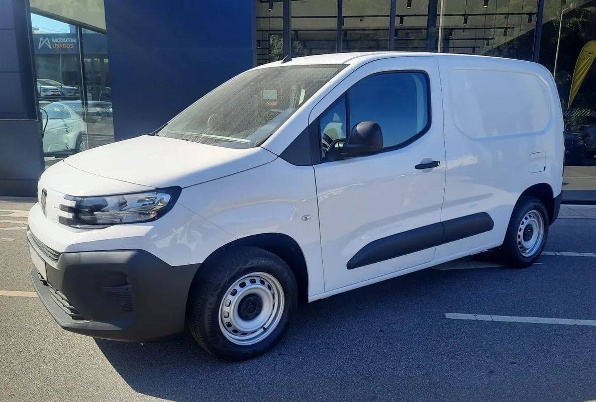 peugeot-partner-2025-diesel-1500cc
