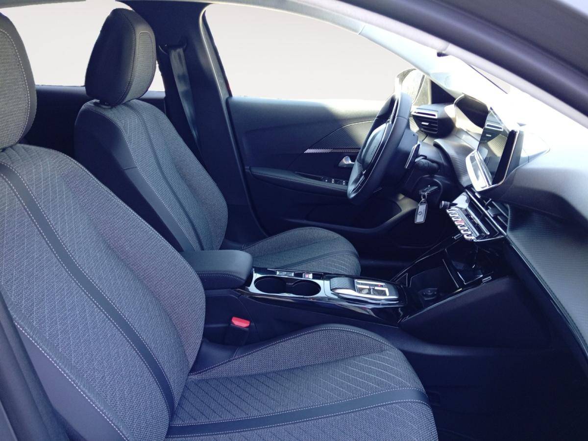 peugeot-208-2025-hibrido-a-gasolina-1199cc