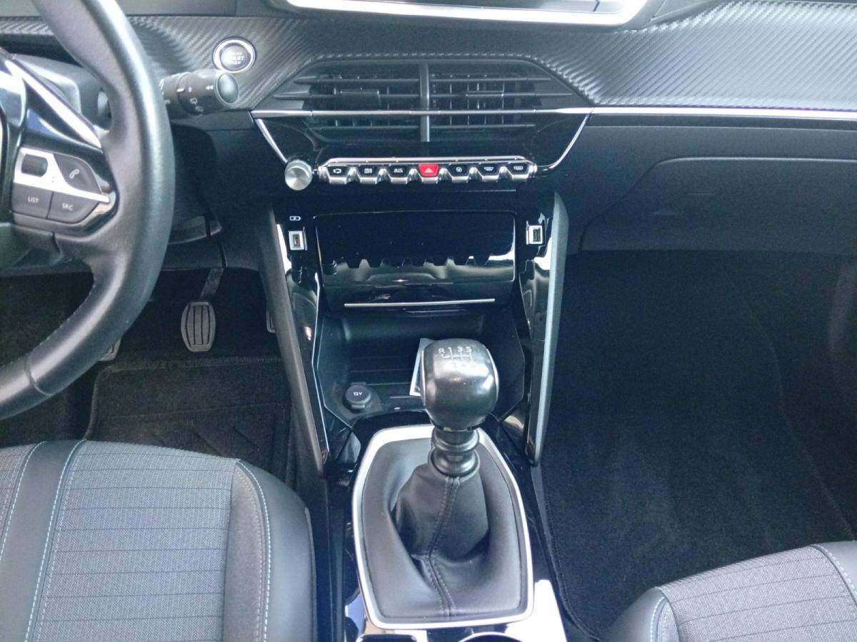 peugeot-2008-2021-gasolina-1199cc