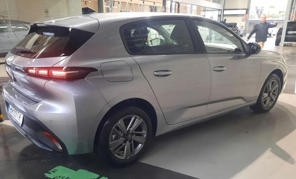 peugeot-308-2025-gasolina-1199cc