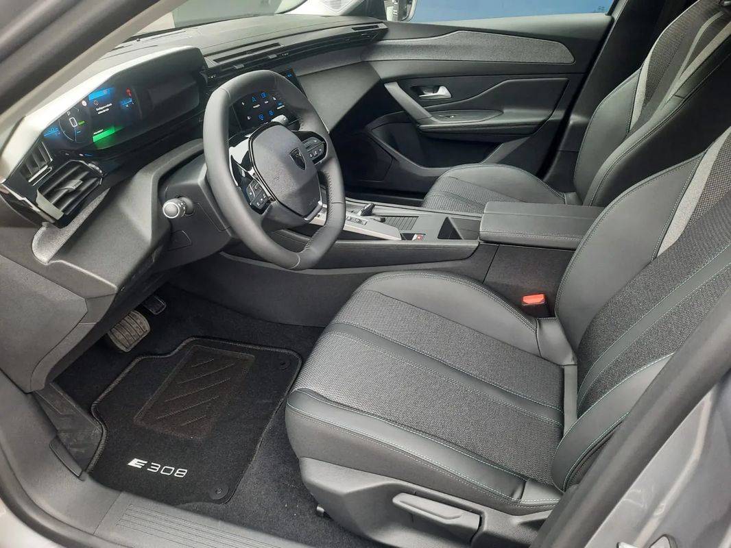 peugeot-e-308-2025-eletrico-0cc