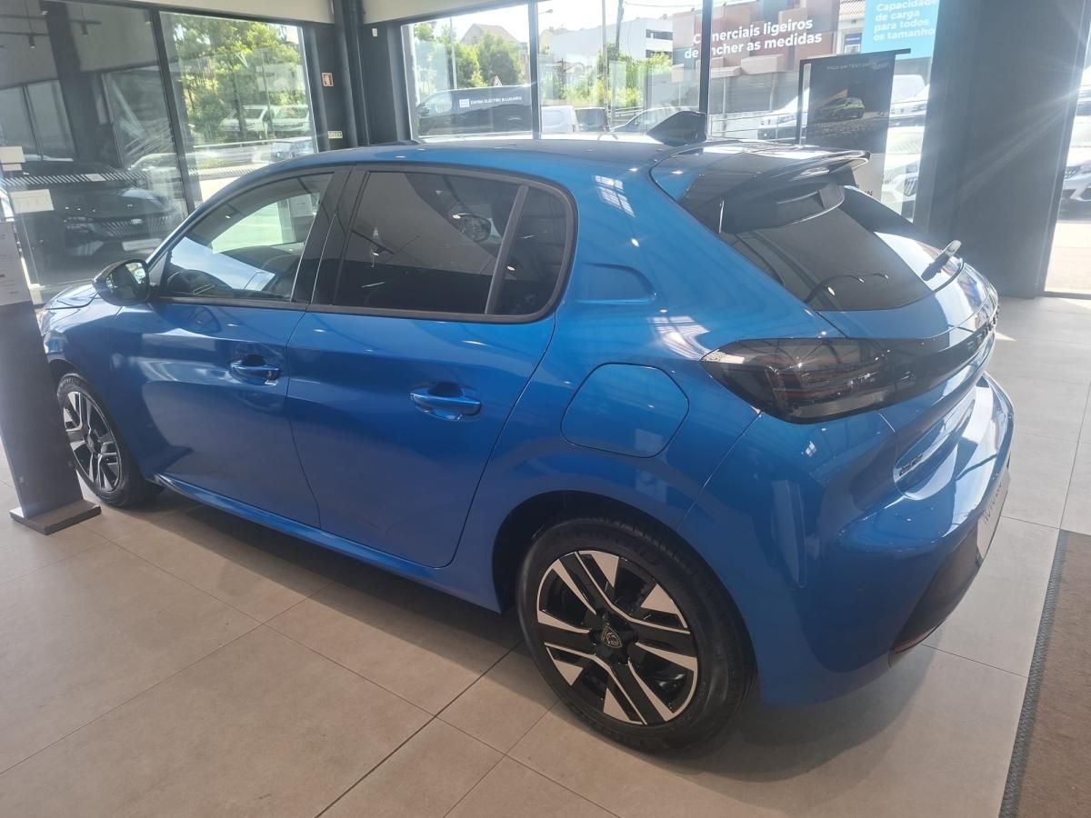 peugeot-208-2026-gasolina-1199cc