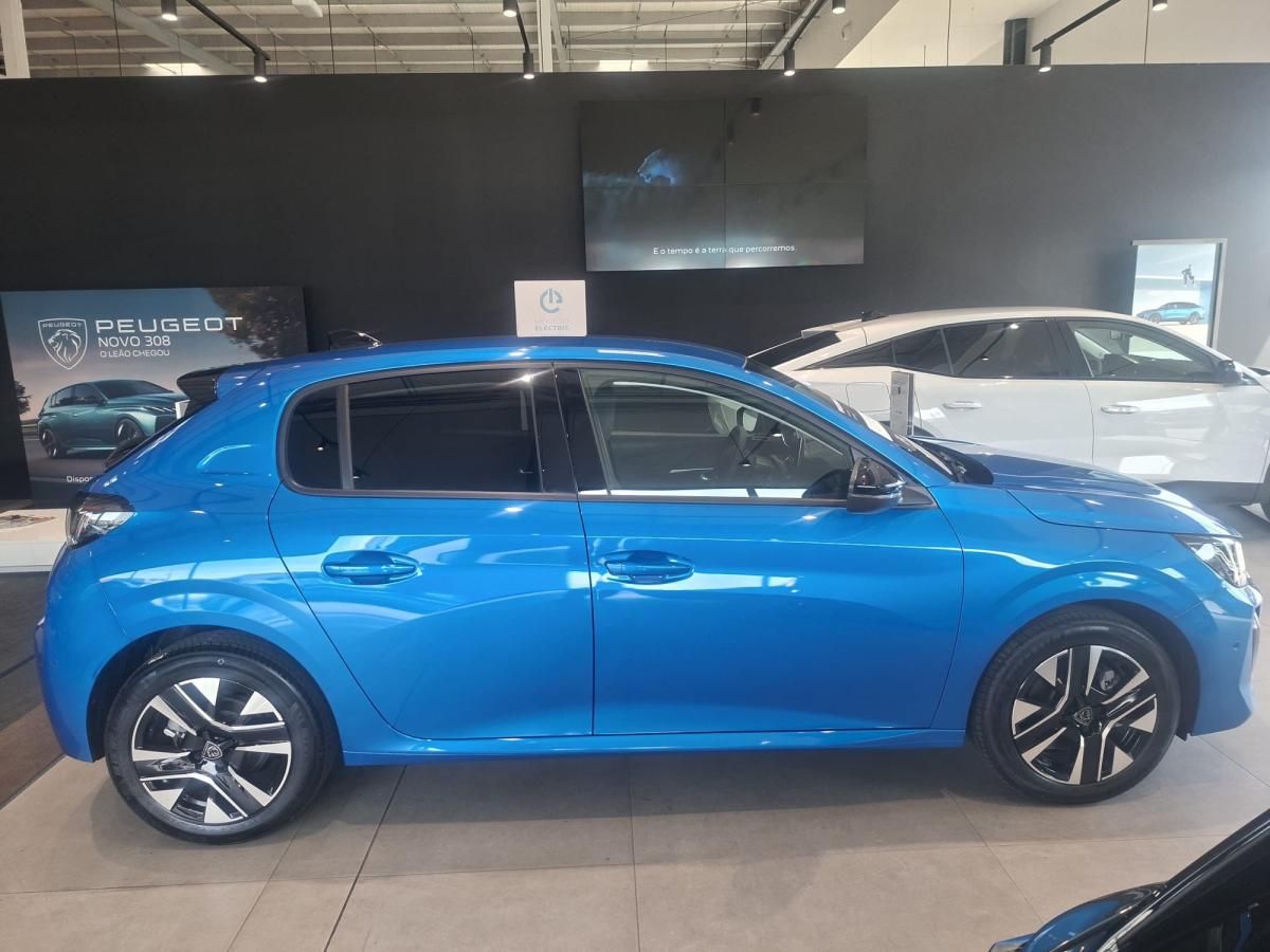 peugeot-208-2026-gasolina-1199cc