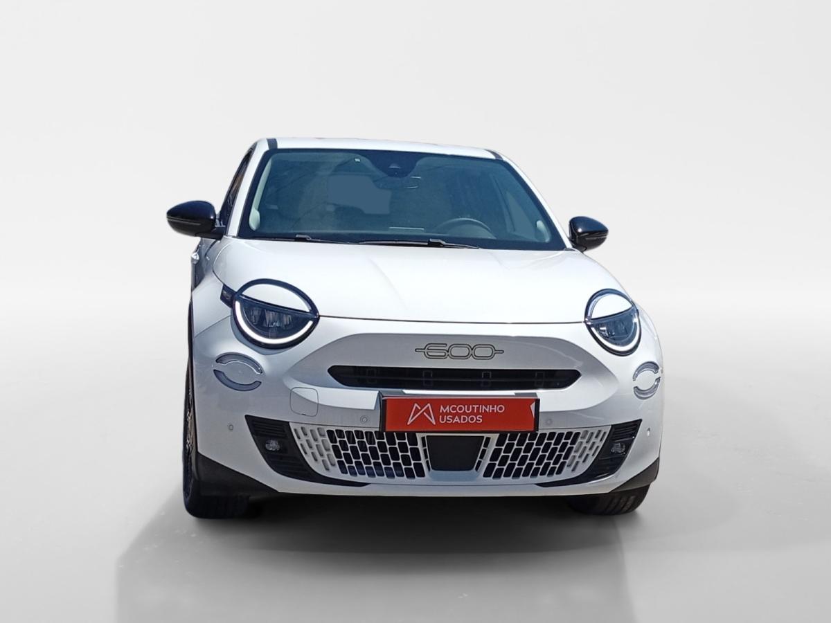 fiat-600-2024-gasolina-1199cc