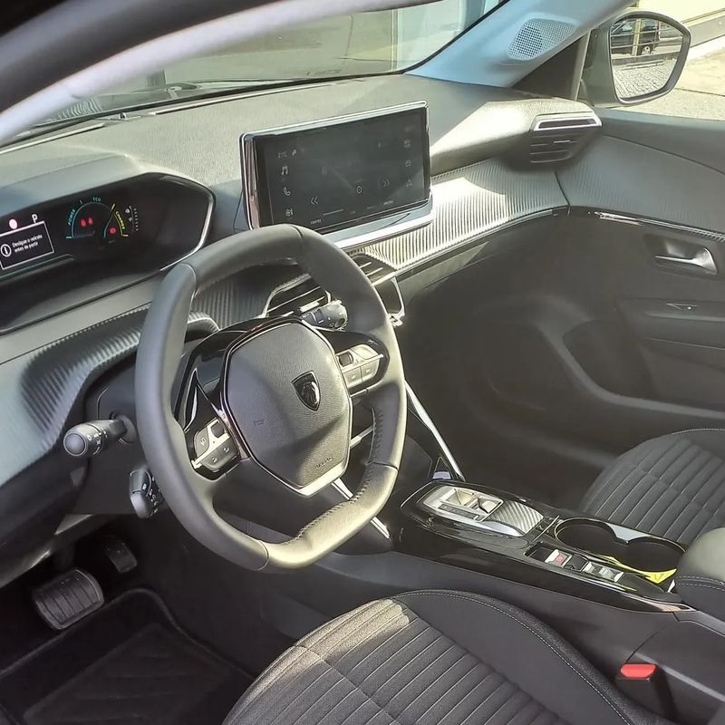 peugeot-208-2024-eletrico-0cc