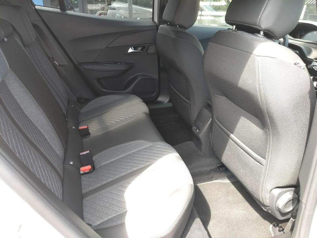 peugeot-2008-2024-gasolina-1199cc